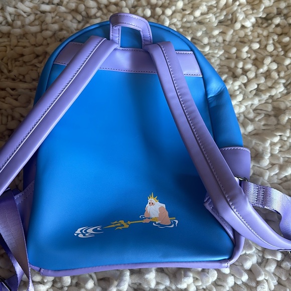 Authentic Disney Ariel Loungefly bag.  New without tags - Picture 4 of 8